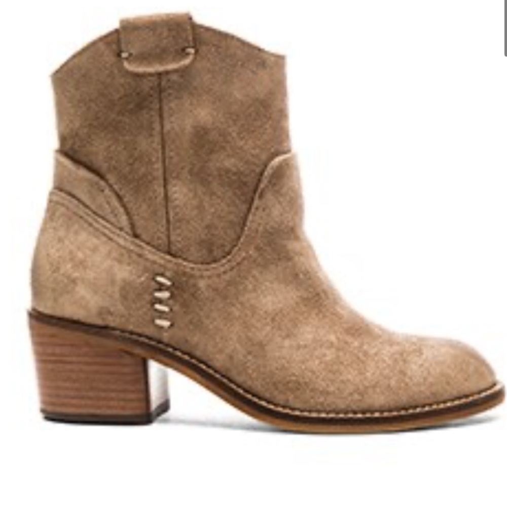 REVOLVE DOLCE VITA GRAYDEN BOOT IN TAUPE SIZE 10